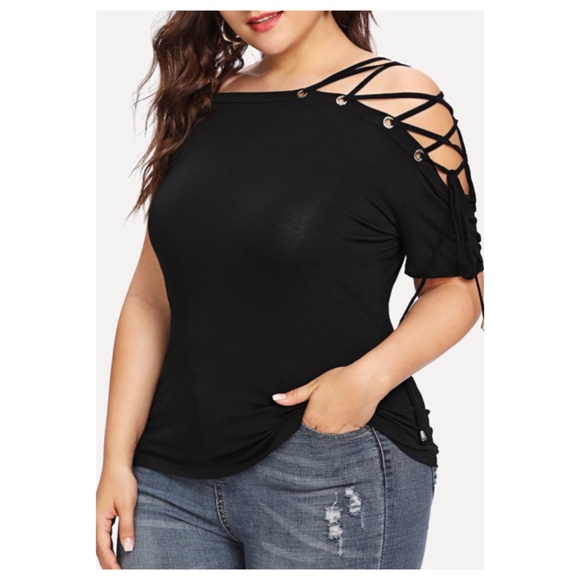 Tops - ➕RESTOCKED Lace-up solid tee